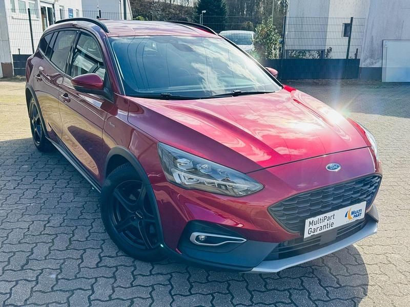 Gebraucht Ford Focus Active 120 PS (88 kW) 2020 Rot Kombi