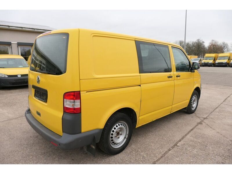 Gebraucht VW T5 84 PS (61 kW) 2011 Ginstergelb r1032 Van