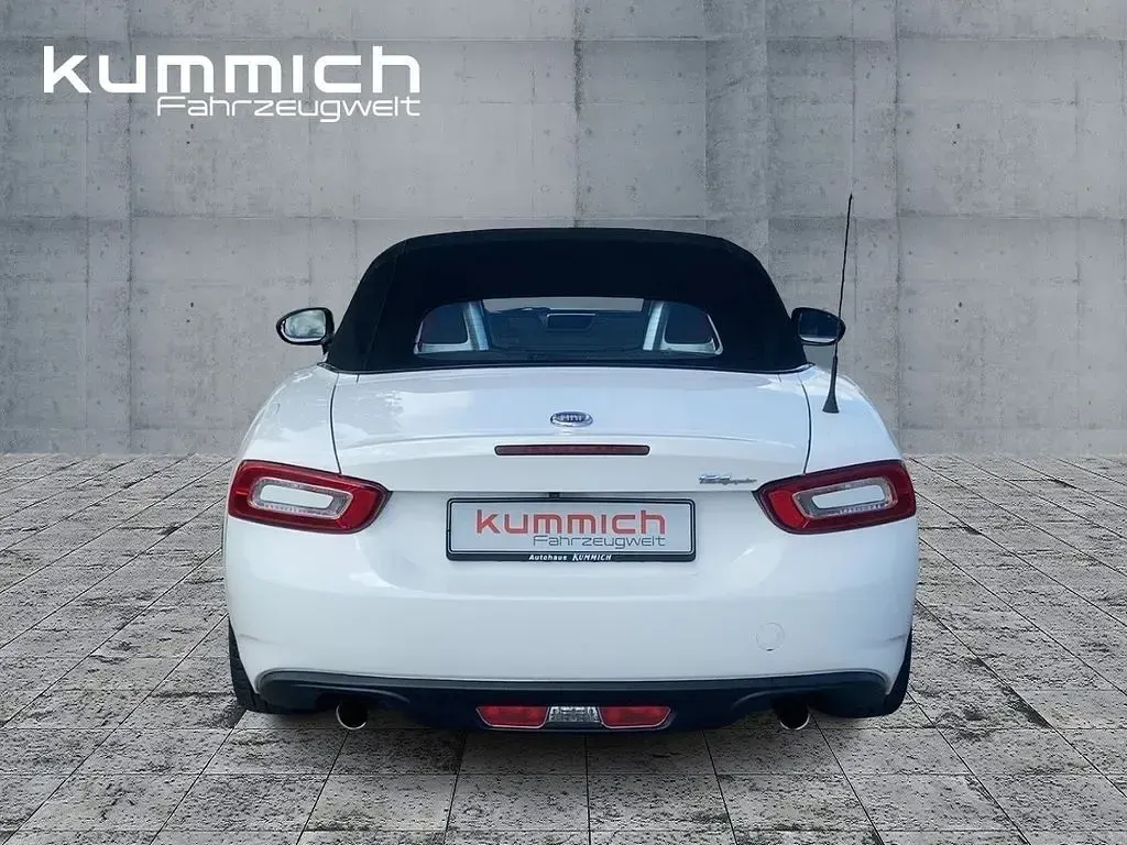 Gebraucht Fiat 124 Spider Lusso 140 PS (102 kW) 2018 Weiß Cabrio