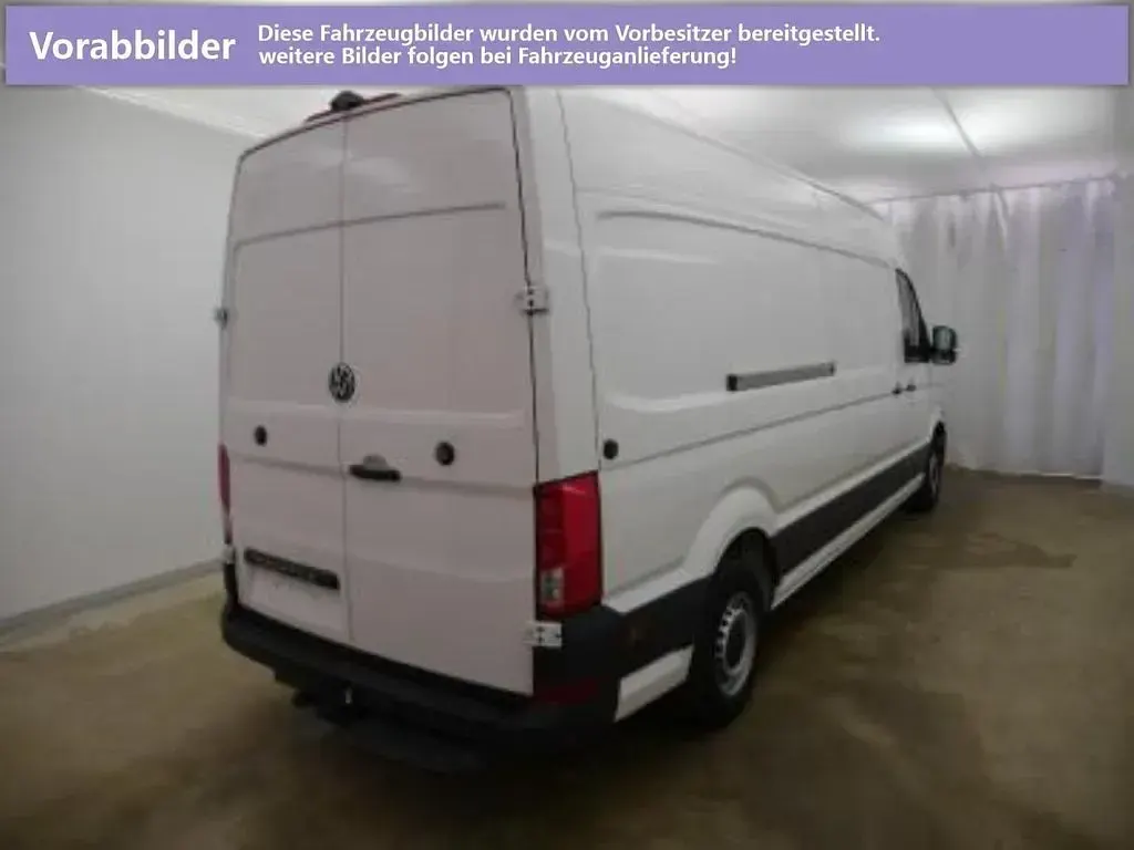 Gebraucht VW Crafter 140 PS (102 kW) 2025 Candyweiß (white), solid Van