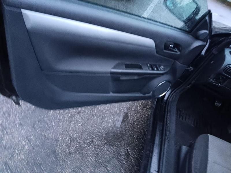 Gebraucht Opel Tigra 125 PS (91 kW) 2005 Schwarz Cabrio