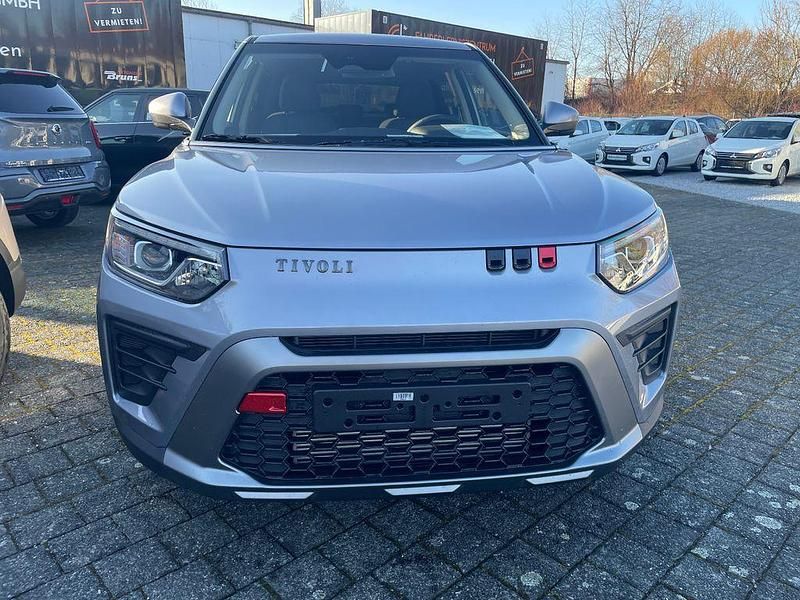 Neu Ssangyong (KGM) Tivoli 163 PS (119 kW) 2026 Silber SUV