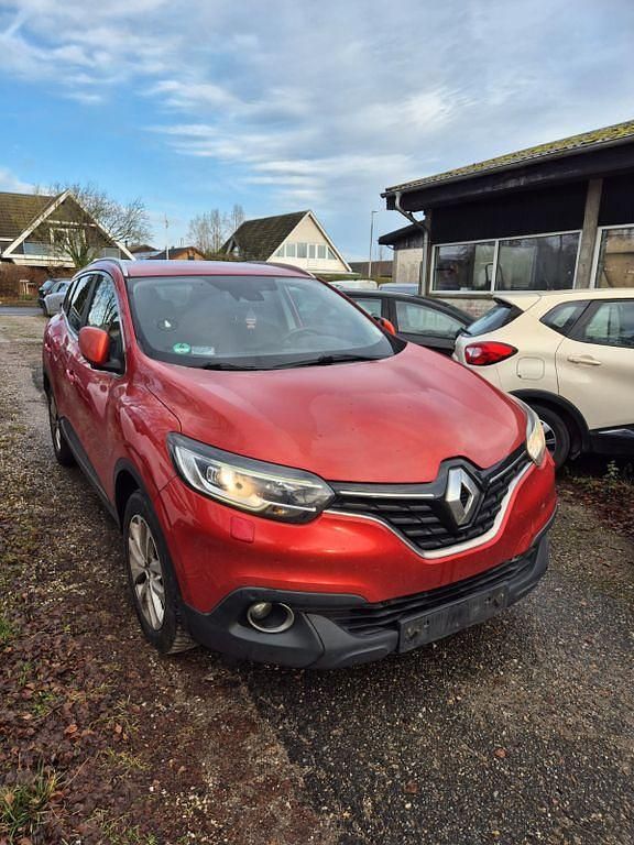 Gebraucht Renault Kadjar Bose Edition 131 PS (96 kW) 2015 Rot SUV