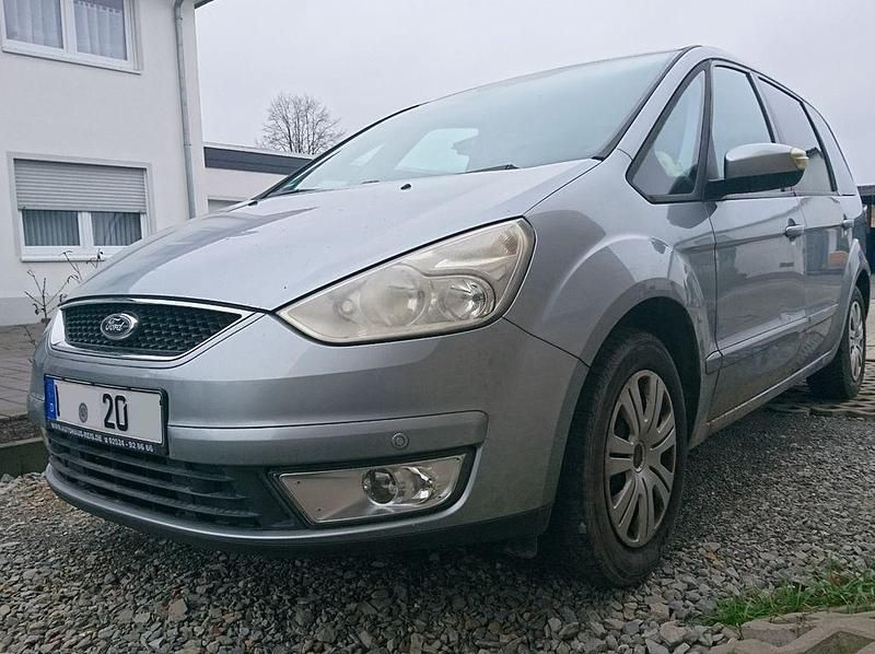 Silber Gebraucht 2008 Ford Galaxy Van / Kleinbus | 2.900 € (Guter Preis) - Bild 1/4