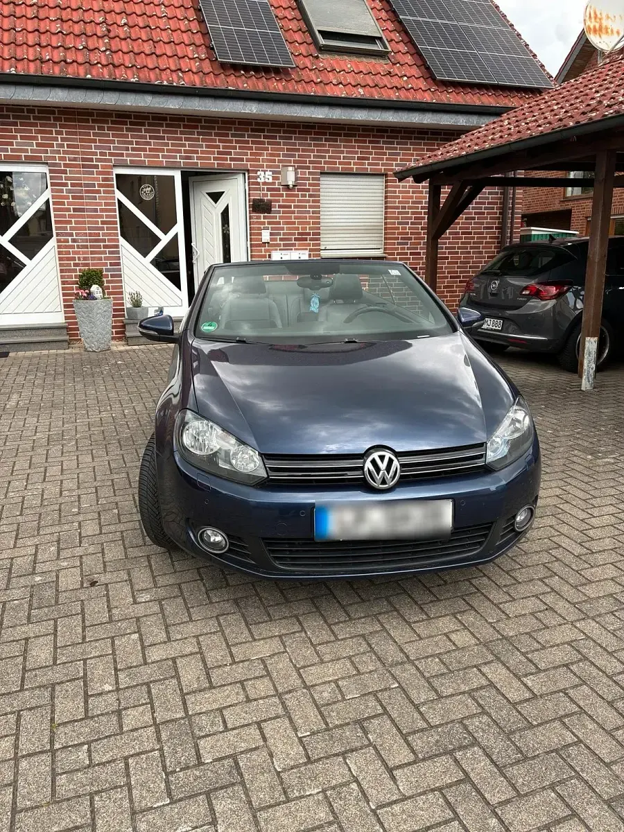 Gebraucht VW Golf Cabriolet 105 PS (77 kW) 2013 Blau Cabrio