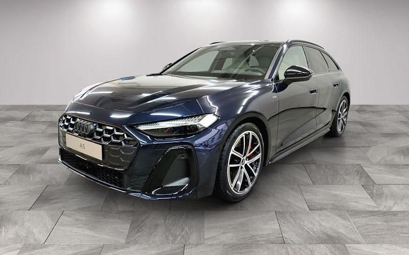 Neu Audi A5 Ambiente 367 PS (269 kW) 2025 Blau Kombi