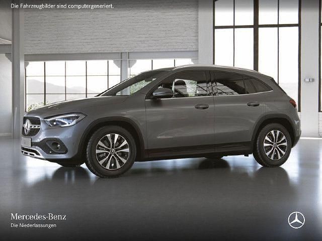 Grau Gebraucht 2022 Mercedes GLA200 Style SUV | 30.990 € (Guter Preis) - Bild 1/4
