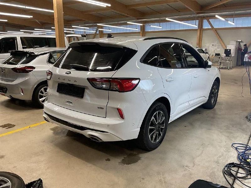 Gebraucht Ford Kuga ST-Line 152 PS (111 kW) 2022 Weiß SUV