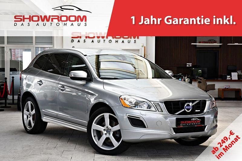 Silber (electric silver / metallic) Gebraucht 2013 Volvo XC60 R-Design SUV | 24.450 € - Bild 1/4
