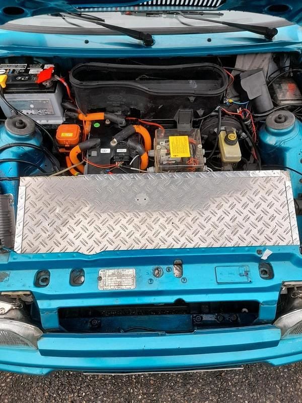 Blau Gebraucht 1988 Ford Escort Cabrio | 4.800 € - Bild 1/4