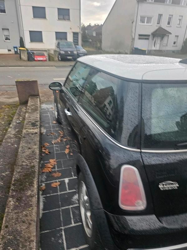 Gebraucht Mini Cooper 116 PS (85 kW) 2004 Schwarz Kleinwagen