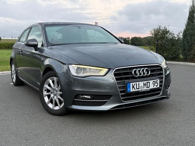 Gebraucht Audi A3 S-Line 125 PS (91 kW) 2014 Grau Limousine