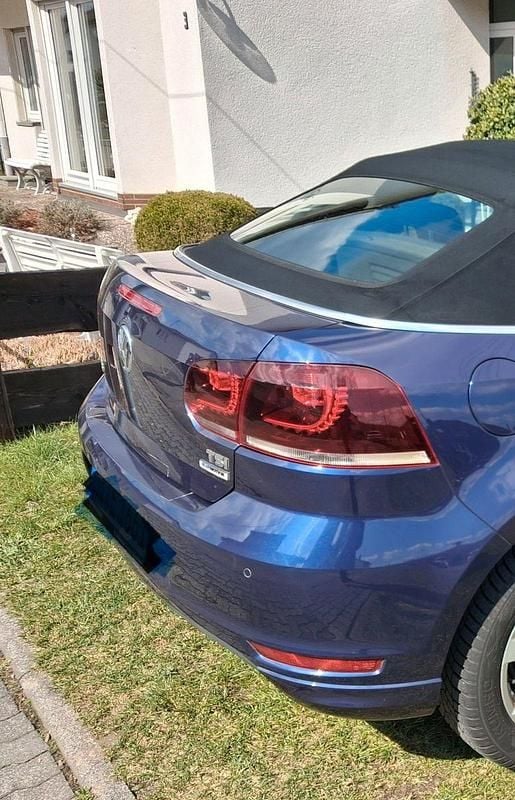 Gebraucht VW Golf Cabriolet 105 PS (77 kW) 2016 Blau Cabrio