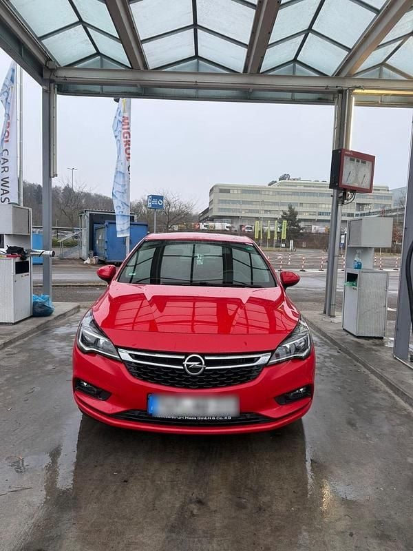 Rot Gebraucht 2018 Opel Astra Limousine | 7.500 € (Guter Preis) - Bild 1/4