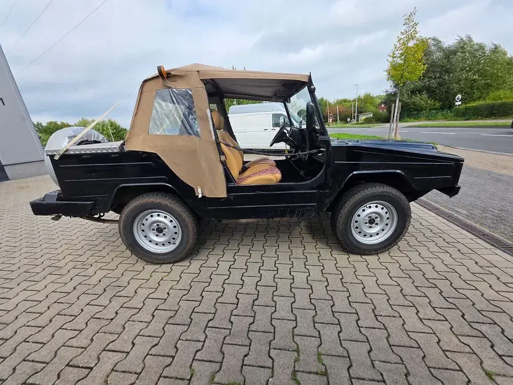 Usado VW Iltis 75 CV (55 kW) 1981 Negro SUV