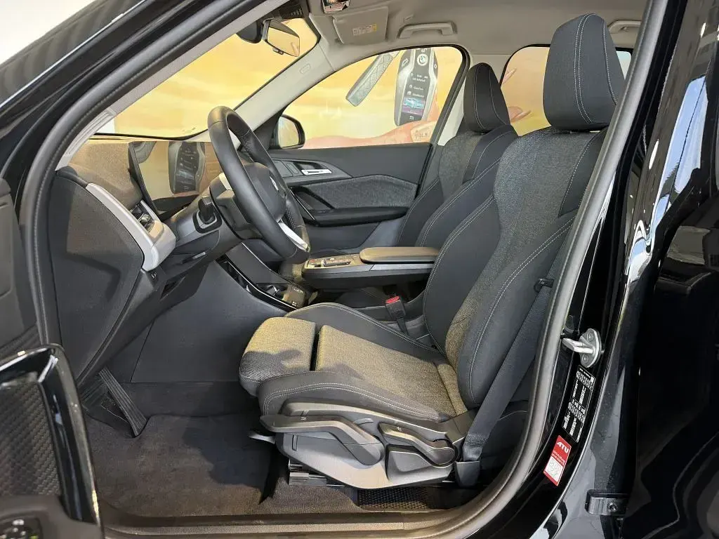 Gebraucht BMW X1 Sport Line 156 PS (114 kW) 2024 Schwarz ii SUV