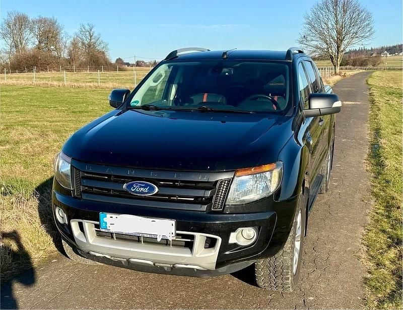 Schwarz Gebraucht 2015 Ford Ranger Wildtrack Abholung | 13.500 € - Bild 1/4