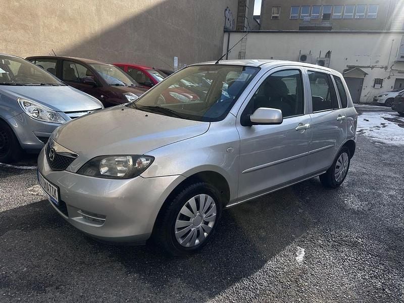 Gebraucht Mazda 2 Active 80 PS (58 kW) 2005 Silber Kleinwagen