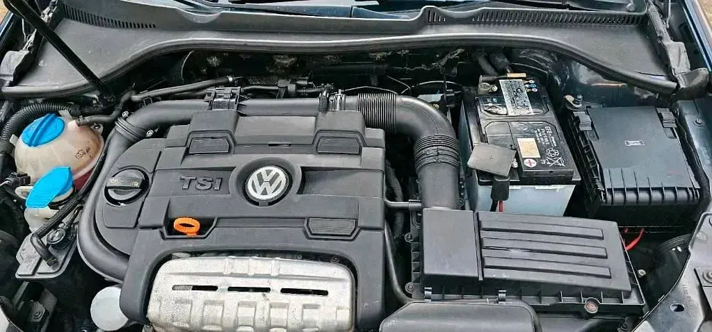 Gebraucht VW Golf VI 150 PS (110 kW) 2011 Blau Kleinwagen