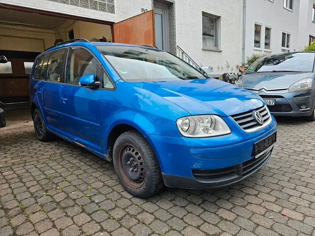 Gebraucht VW Touran Basis 101 PS (74 kW) 2003 Blau Van / Kleinbus