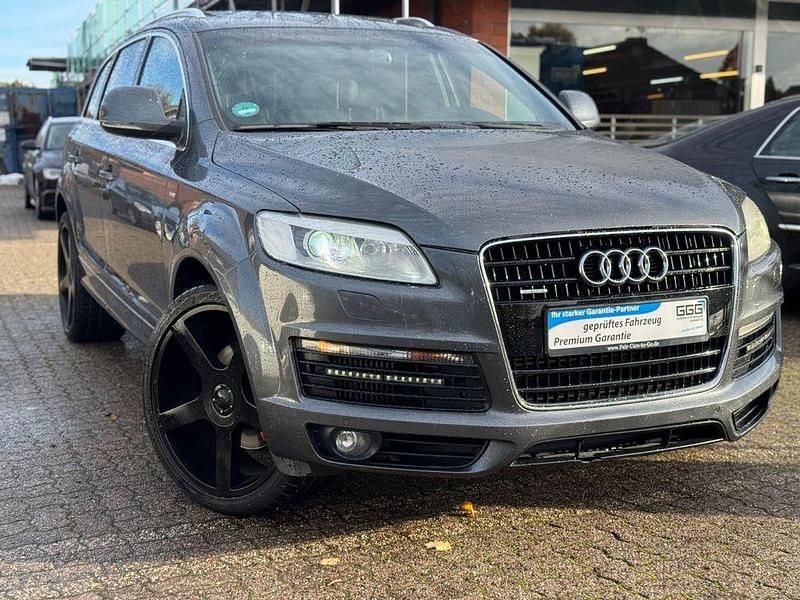 Grau Gebraucht 2008 Audi Q7 S-Line SUV | 10.990 € (Superpreis) - Bild 1/4