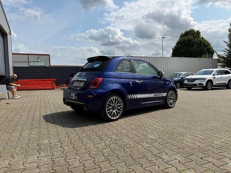 Gebraucht Abarth 595 145 PS (106 kW) 2018 Blau Cabrio