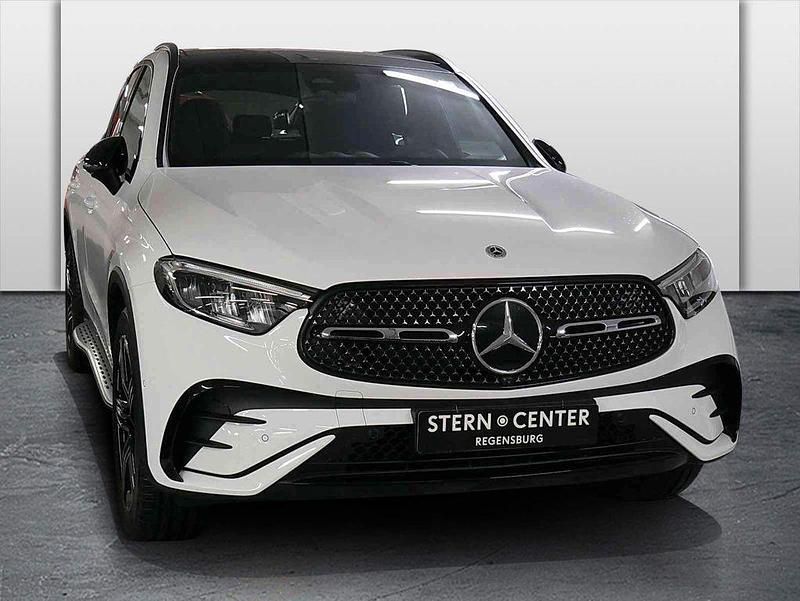 Gebraucht Mercedes GLC200 AMG 163 PS (119 kW) 2026 Weiß SUV