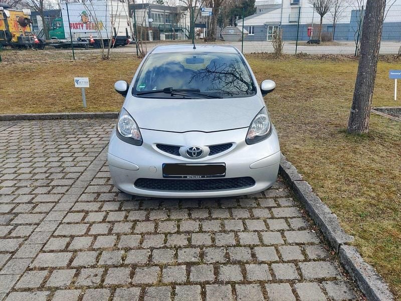 Gebraucht Toyota Aygo 68 PS (50 kW) 2009 Kleinwagen