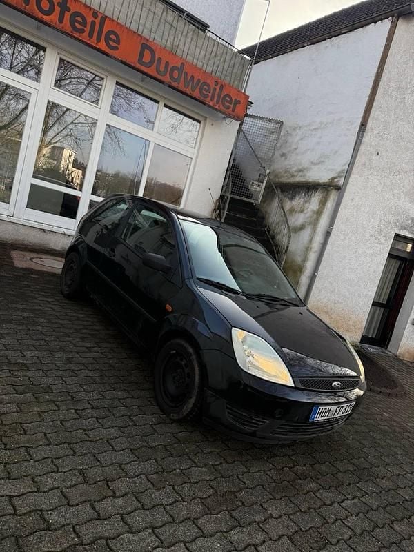 Schwarz Gebraucht 2006 Ford Fiesta Kleinwagen | 450 € (Superpreis) - Bild 1/4