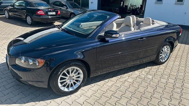 Blau Gebraucht 2008 Volvo C70 Cabrio | 12.300 € (Fairer Preis) - Bild 1/4