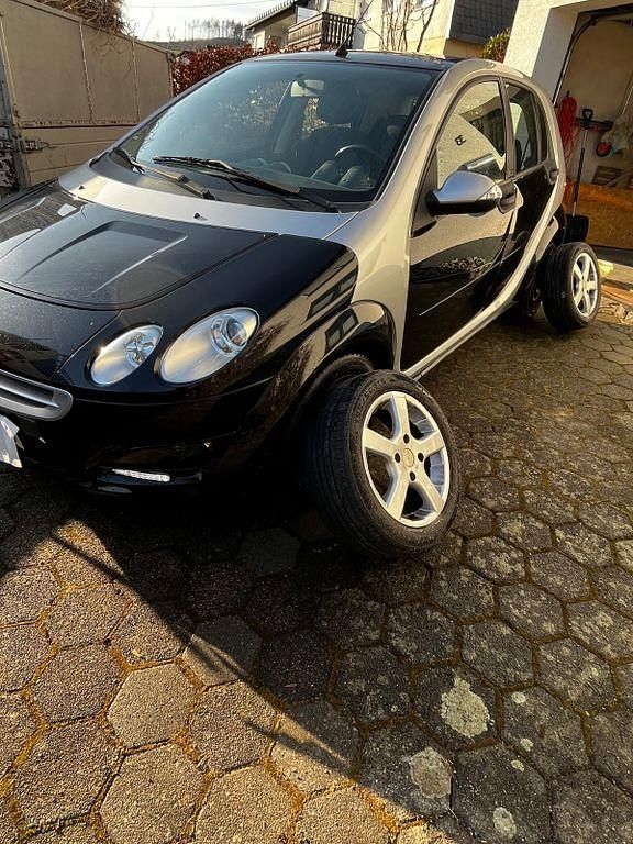 Gebraucht Smart ForFour Passion 95 PS (69 kW) 2005 Schwarz Kleinwagen