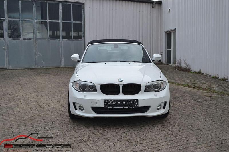 Gebraucht BMW 118 Cabriolet Comfort Edition 143 PS (105 kW) 2012 Weiß Cabrio