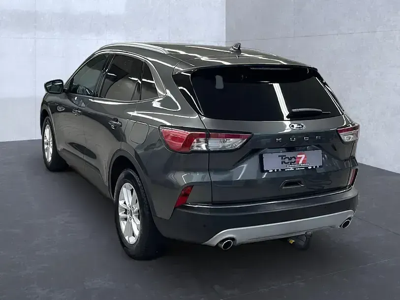 Gebraucht Ford Kuga Titanium 120 PS (88 kW) 2024 Magneticgrau (metallic) SUV