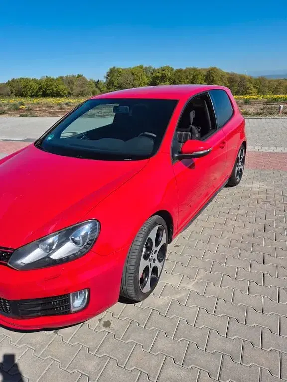 Gebraucht VW Golf VI GTI 211 PS (155 kW) 2011 Rot Kleinwagen