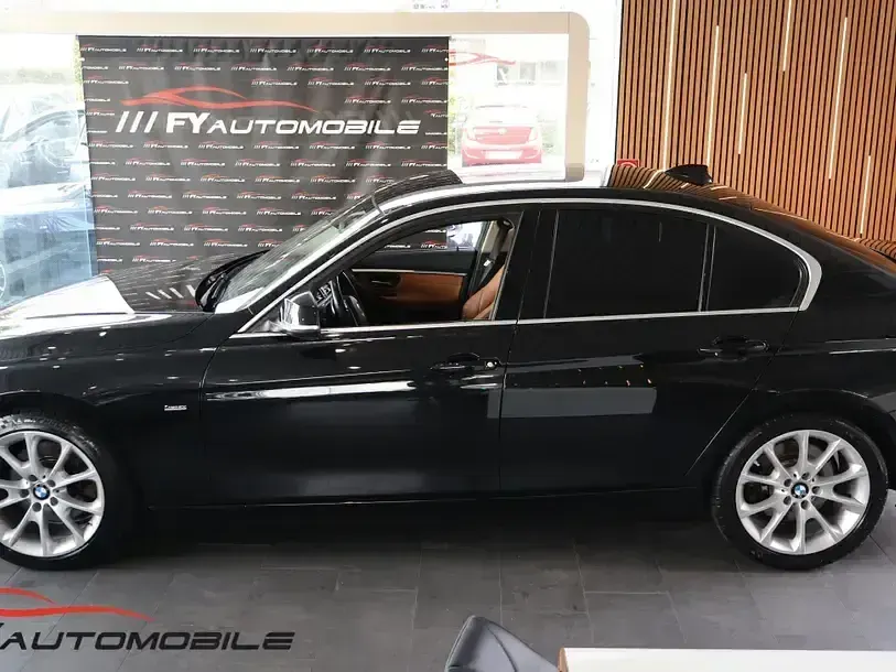 Gebraucht BMW 330 Luxury Line 258 PS (189 kW) 2017 Schwarz Limousine