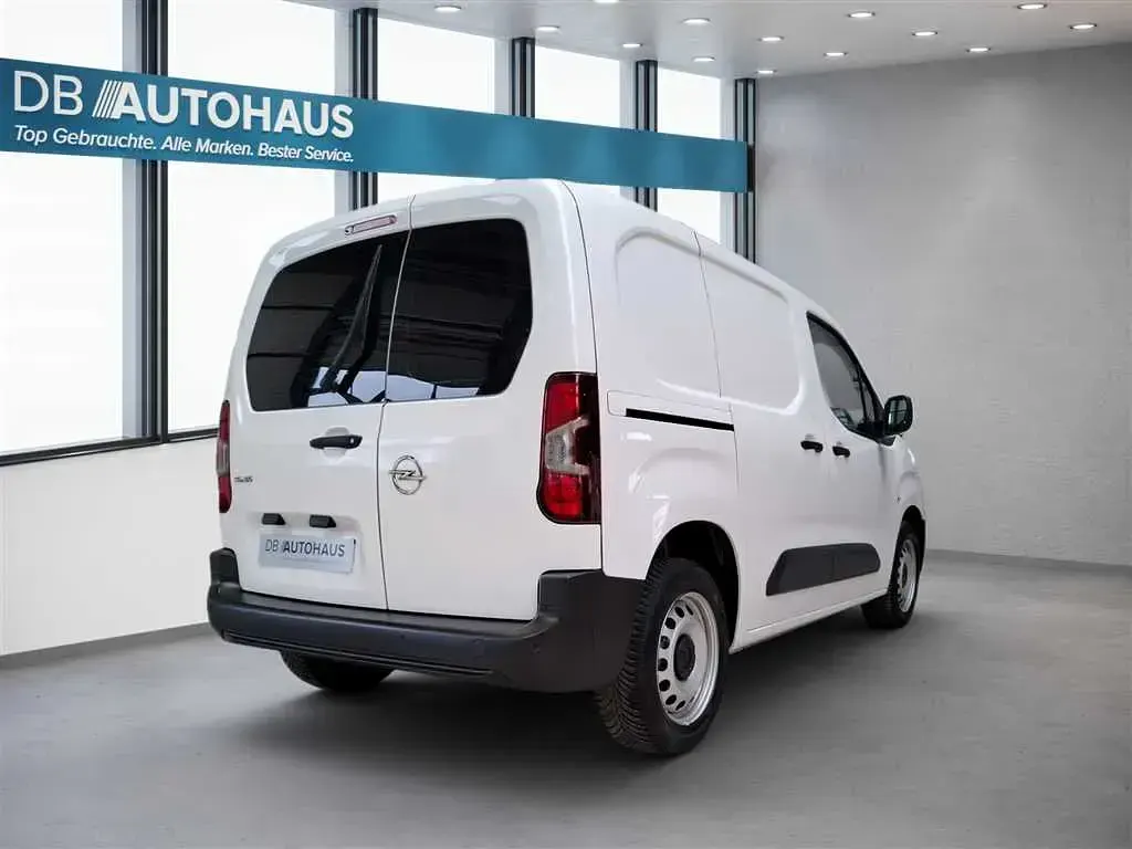 Gebraucht Opel Combo Edition 102 PS (75 kW) 2022 Weiß Van / Kleinbus