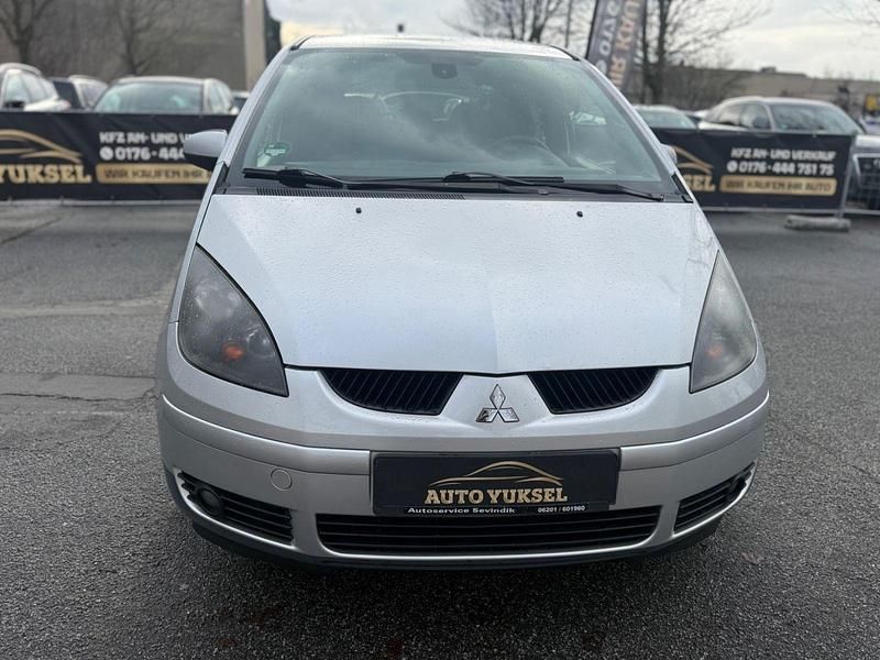Gebraucht Mitsubishi Colt Motion 95 PS (69 kW) 2008 Silber Kleinwagen