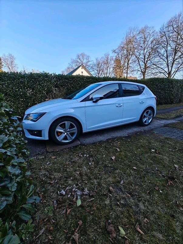 Gebraucht Seat Leon FR 180 PS (132 kW) 2013 Weiß Kleinwagen