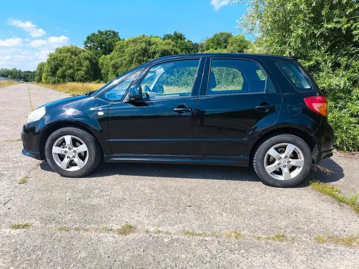 Gebraucht Suzuki SX4 City 120 PS (88 kW) 2010 Schwarz Kleinwagen