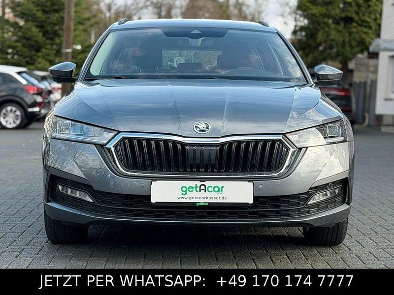Gebraucht Skoda Octavia Ambition 150 PS (110 kW) 2022 Grau Kombi