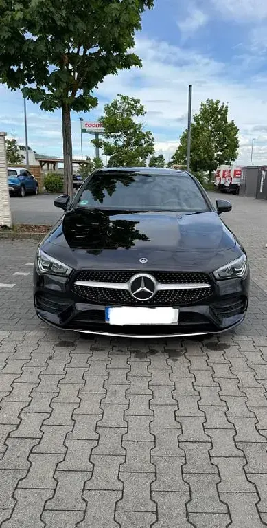 Gebraucht Mercedes CLA200 163 PS (119 kW) 2019 Schwarz Limousine