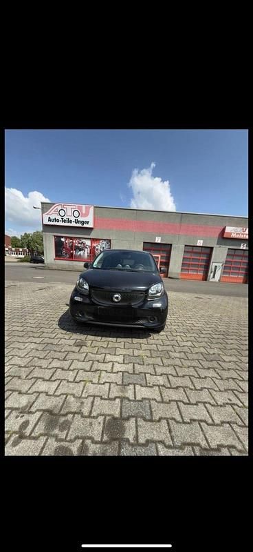 Schwarz Gebraucht 2018 Smart ForFour Kleinwagen | 9.000 € (Superpreis) - Bild 1/4