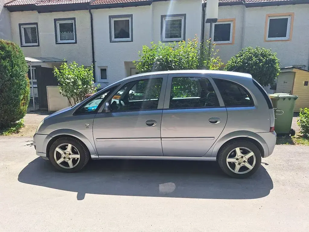Gebraucht Opel Meriva Edition 105 PS (77 kW) 2008 Grau Van / Kleinbus