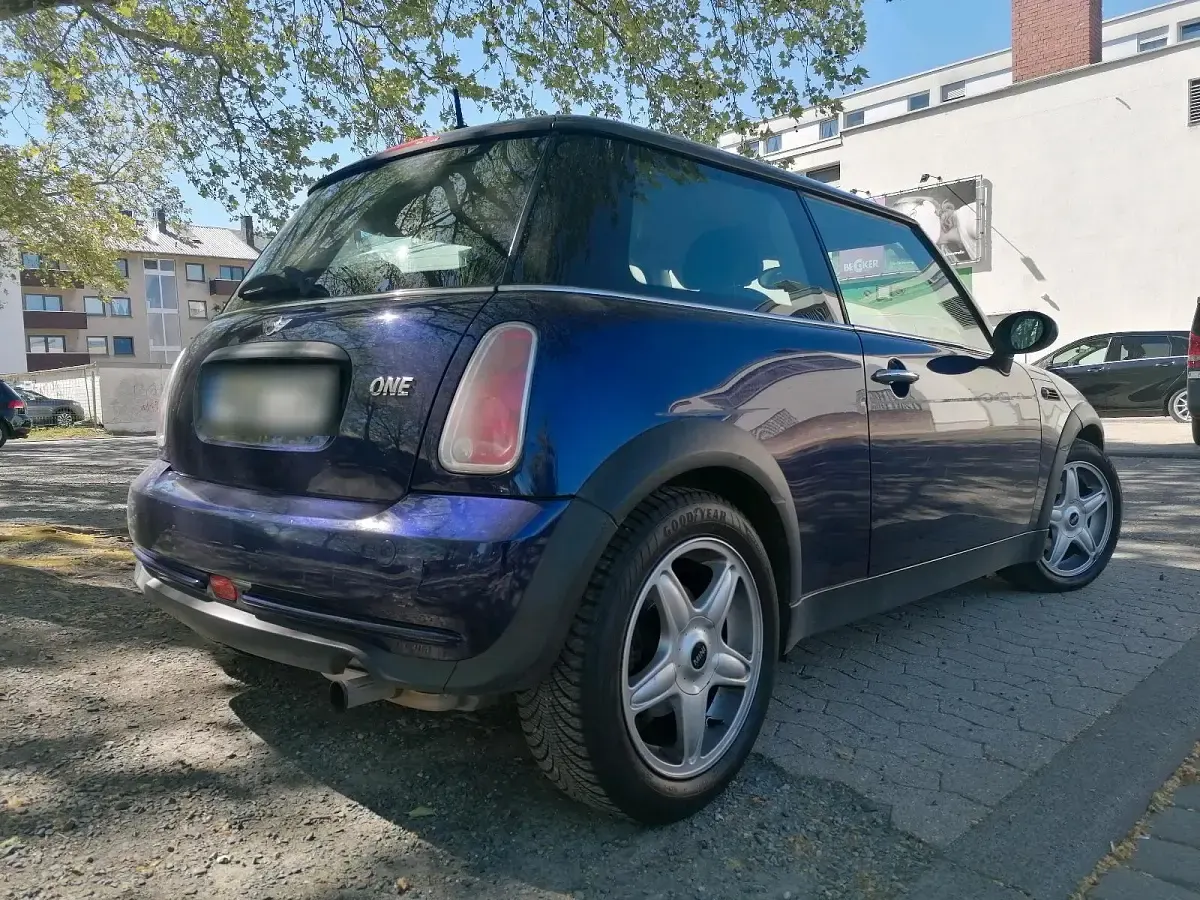 Gebraucht Mini ONE 90 PS (66 kW) 2005 Blau Kleinwagen