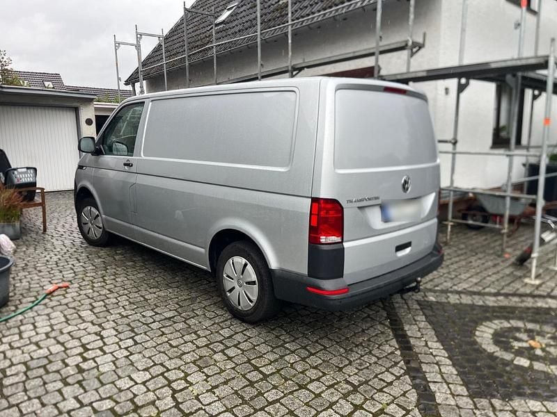 Gebraucht VW T6.1 110 PS (80 kW) 2022 Silber Van