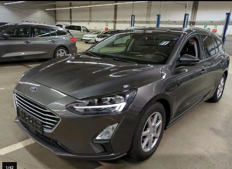 Grau Gebraucht 2021 Ford Focus Sport Limousine | 11.722 € (Guter Preis) - Bild 1/4