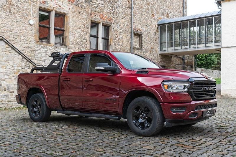 Rot Gebraucht 2021 Dodge Ram Abholung | 37.777 € - Bild 1/4