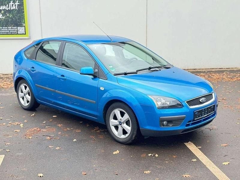 Blau Gebraucht 2006 Ford Focus Sport Limousine | 3.600 € (Fairer Preis) - Bild 1/4
