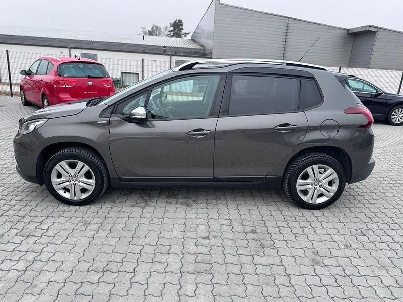 Gebraucht Peugeot 2008 Style 82 PS (60 kW) 2018 Grau SUV
