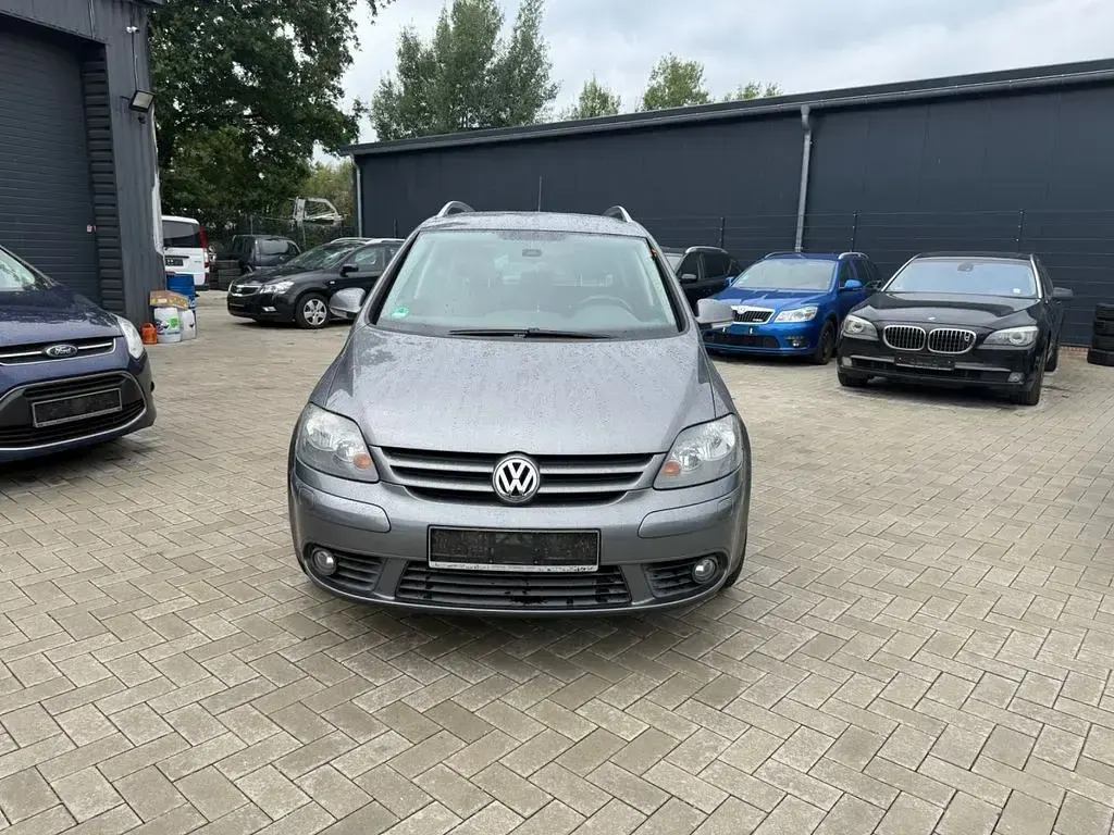 Gebraucht VW Golf Plus Cross United 102 PS (75 kW) 2008 Grau Limousine